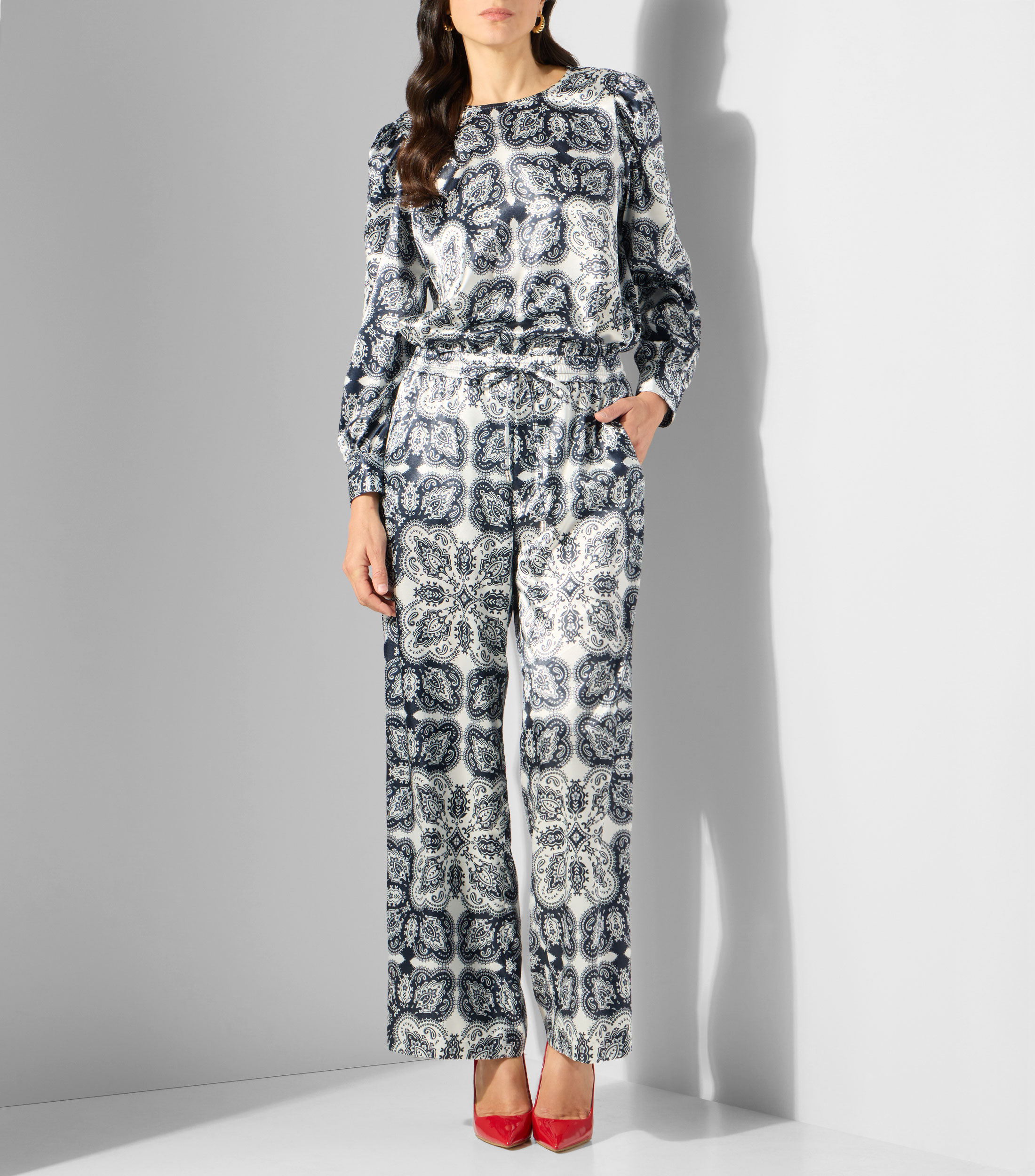 Blusa estampada con manga larga Mujer